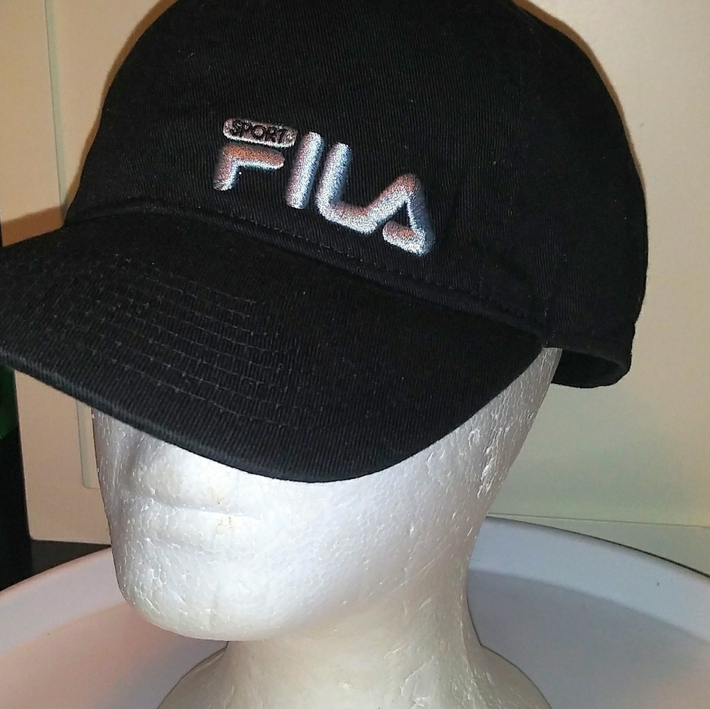 Fila cap